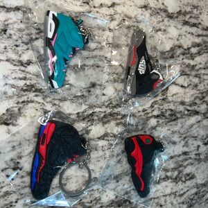 Sneaker Keychains Set of 4 with Supreme Retro 5